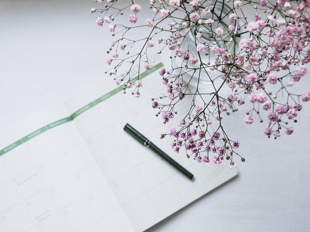 The Sunday Reset: A 30-Minute Ritual That Makes Mondays Bearable